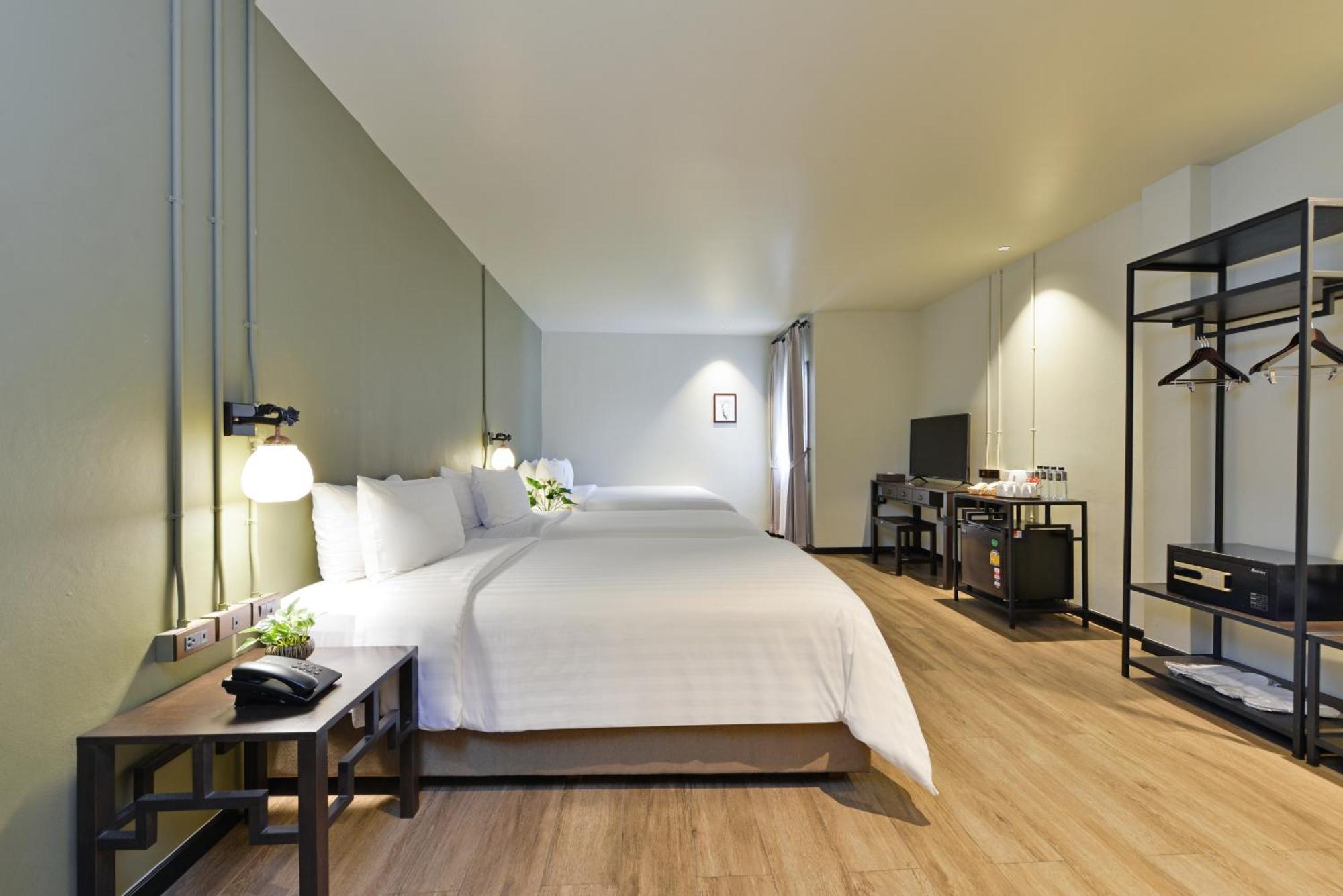 Oldthaiheng Hotel Bangkok Exterior photo